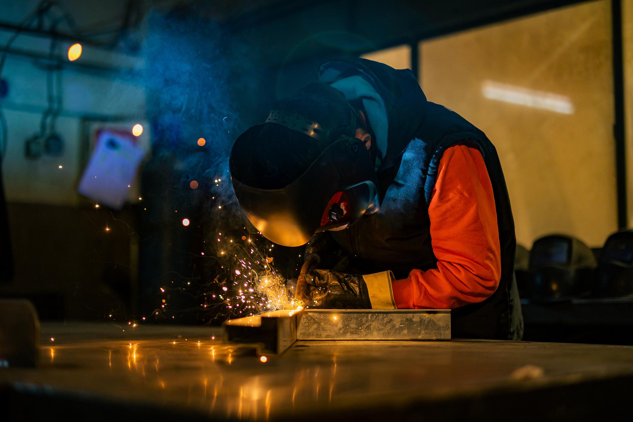 Bench welding a sheet-metal assembly
